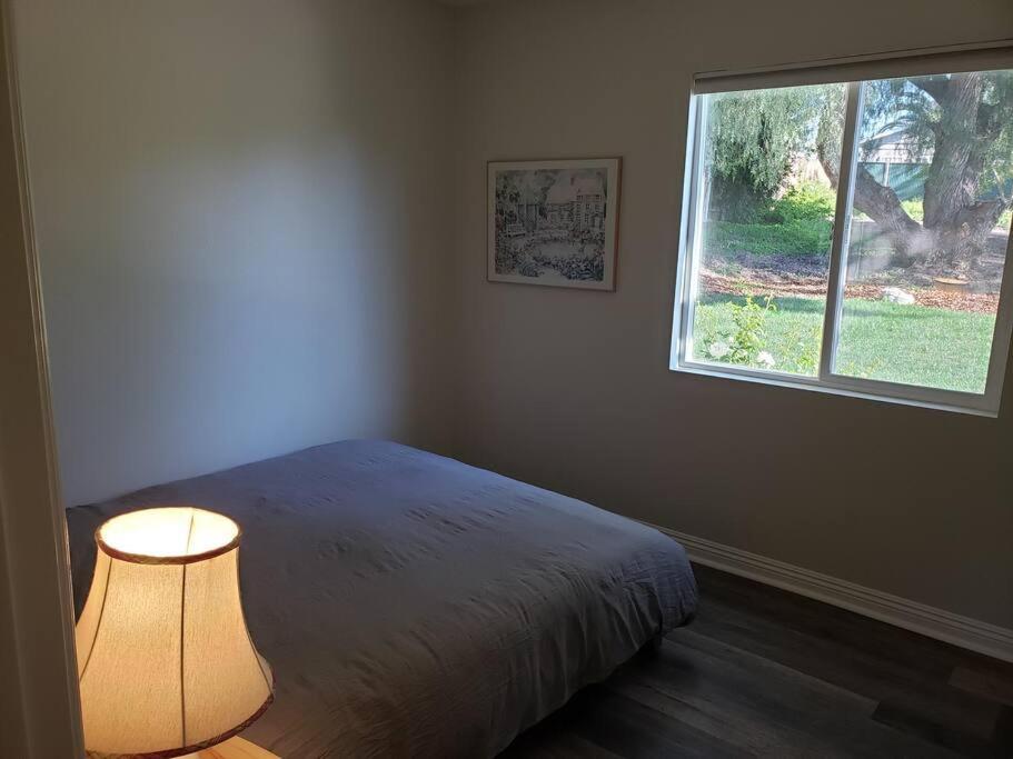 Bouganvilla 4-Bedroom, 2-Baths, Single Family House Thousand Oaks Buitenkant foto
