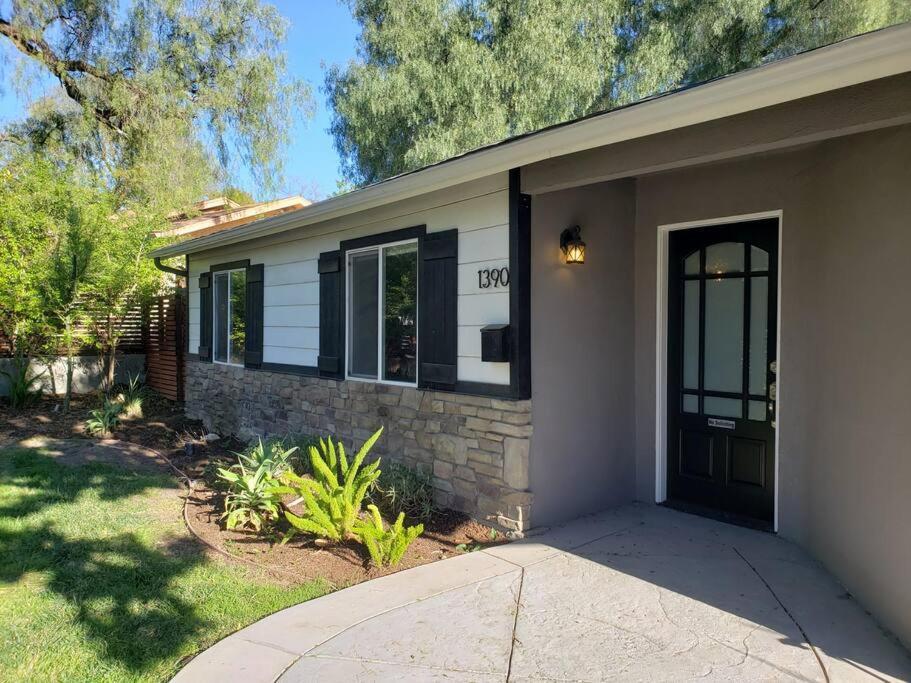 Bouganvilla 4-Bedroom, 2-Baths, Single Family House Thousand Oaks Buitenkant foto