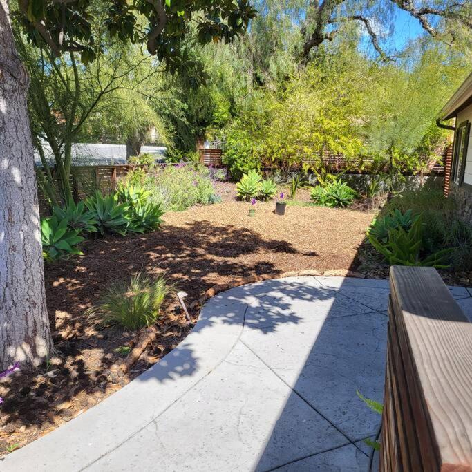 Bouganvilla 4-Bedroom, 2-Baths, Single Family House Thousand Oaks Buitenkant foto